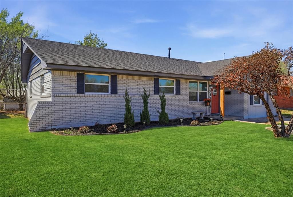 105 S Dillon Avenue, Moore, OK 73160
