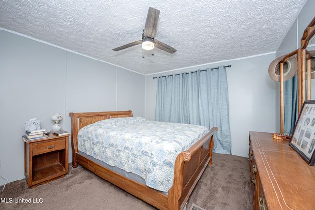 8708 Maple Avenue, Ocean Springs, MS 39564