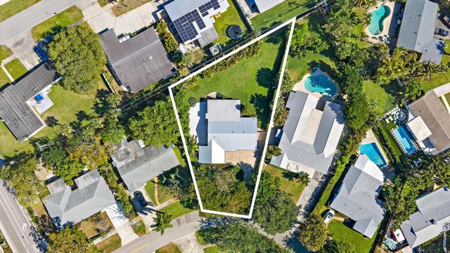 801 Fairhaven Drive, North Palm Beach, FL 33408