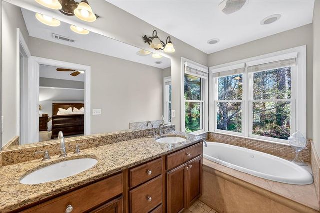 1759 NE Beacon Hill Boulevard NE, Atlanta, GA 30329