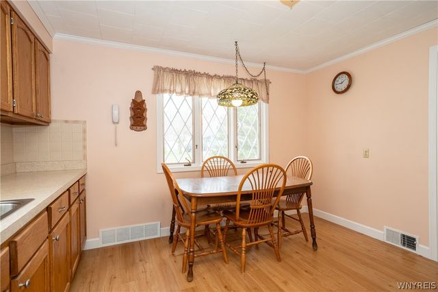 38 Warren Avenue, West Seneca, NY 14224