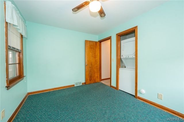 38 Warren Avenue, West Seneca, NY 14224