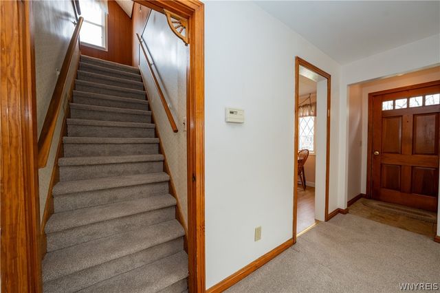 38 Warren Avenue, West Seneca, NY 14224