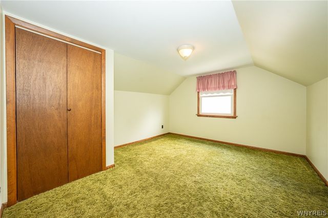 38 Warren Avenue, West Seneca, NY 14224