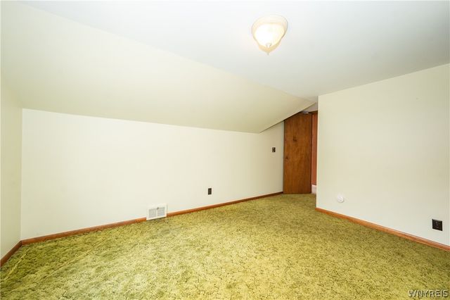 38 Warren Avenue, West Seneca, NY 14224