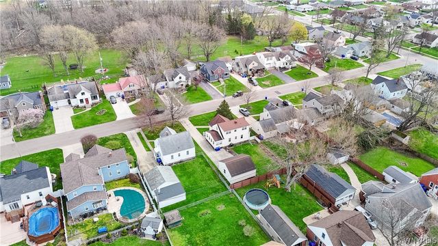 38 Warren Avenue, West Seneca, NY 14224