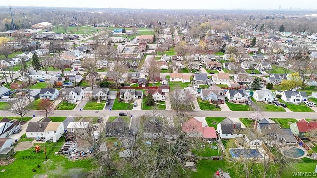 38 Warren Avenue, West Seneca, NY 14224