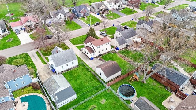 38 Warren Avenue, West Seneca, NY 14224