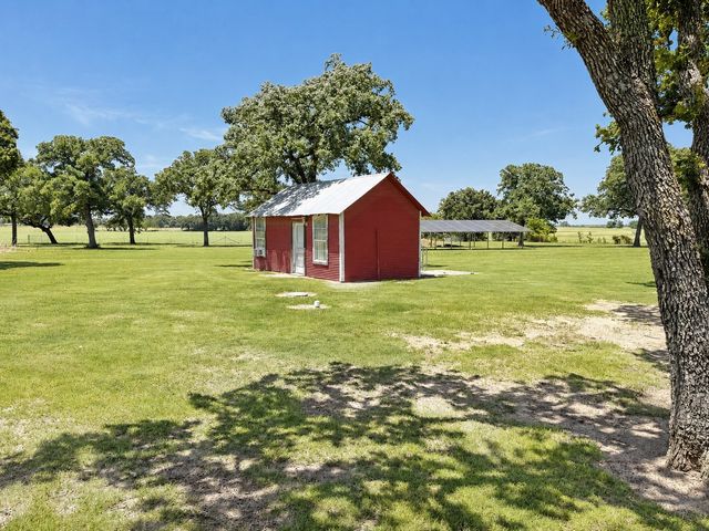 6279 FM 1758 Road, Bowie, TX 76230
