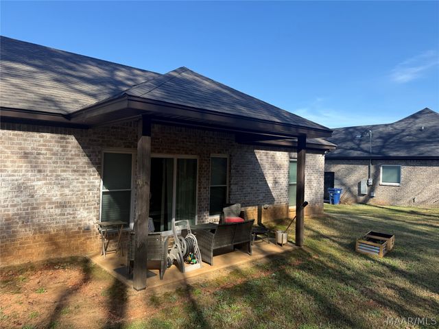365 Wrightsburg Circle, Wetumpka, AL 36093