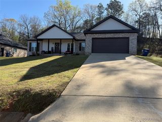365 Wrightsburg Circle, Wetumpka, AL 36093