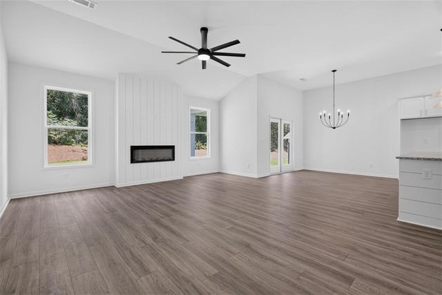 2018 Oconee Bluff Drive, Athens, GA 30601