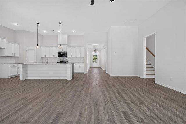 2018 Oconee Bluff Drive, Athens, GA 30601