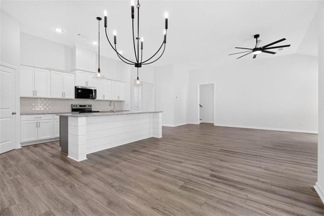 2018 Oconee Bluff Drive, Athens, GA 30601