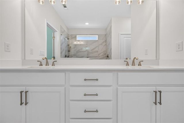 2018 Oconee Bluff Drive, Athens, GA 30601