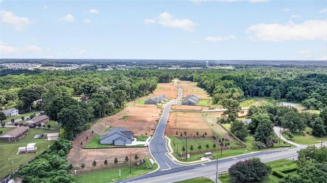 2018 Oconee Bluff Drive, Athens, GA 30601