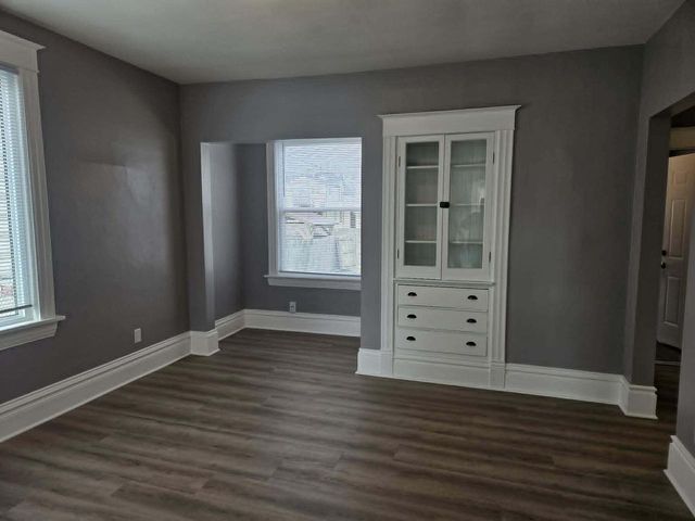 1604 Grange AVENUE, Racine, WI 53405