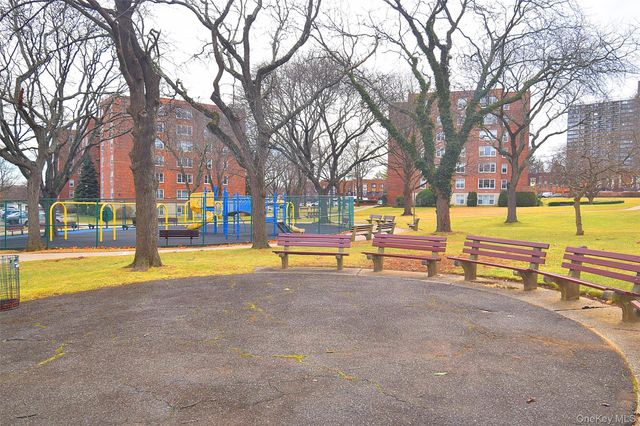 211-10 18 Avenue 4J, Bayside, NY 11360