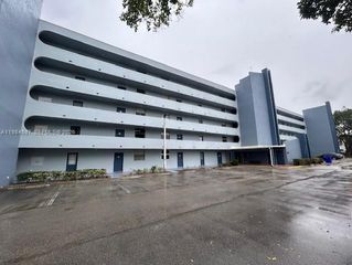 5301 NW 2nd Ave 203, Boca Raton, FL 33487