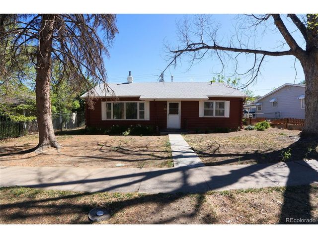 624 Fairview Ave, Canon City, CO 81212