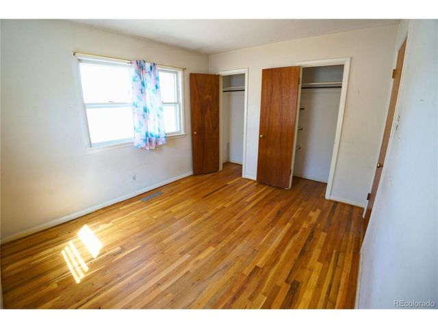 624 Fairview Ave, Canon City, CO 81212