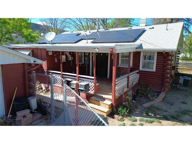 624 Fairview Ave, Canon City, CO 81212