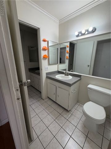 2236 East Desert Inn Road, Las Vegas, NV 89169