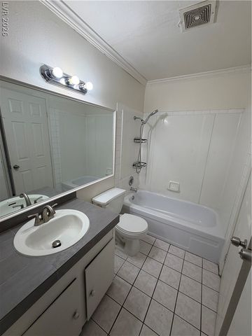2236 East Desert Inn Road, Las Vegas, NV 89169
