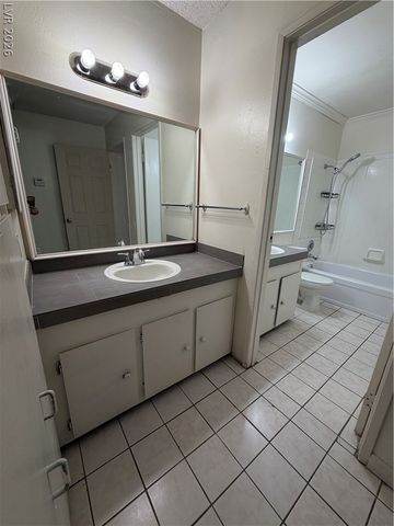 2236 East Desert Inn Road, Las Vegas, NV 89169