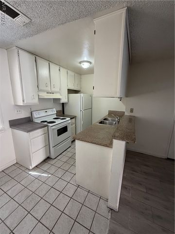 2236 East Desert Inn Road, Las Vegas, NV 89169