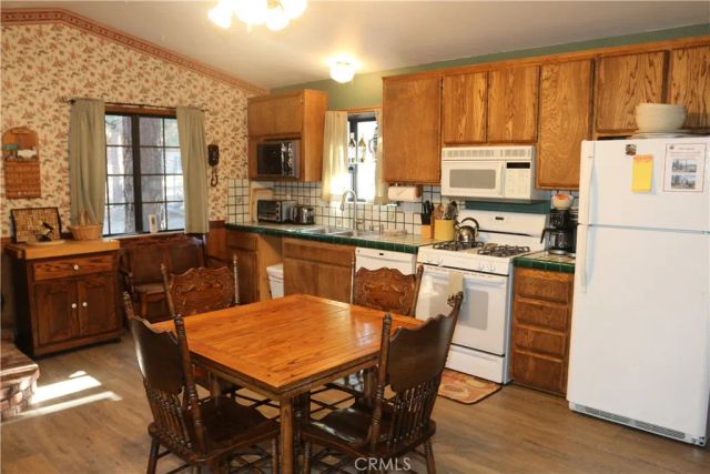 400 Shakespeare, Big Bear City, CA 92314