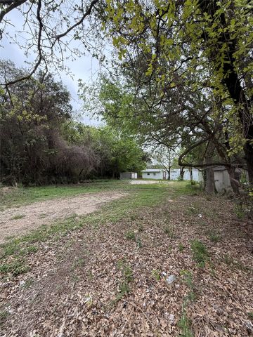 2917 Cedarbrush Street, Granbury, TX 76048