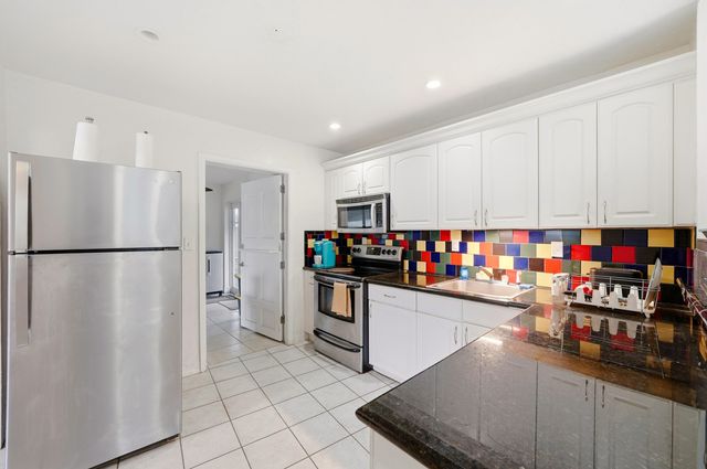 1431 NE 32nd Street, Pompano Beach, FL 33064