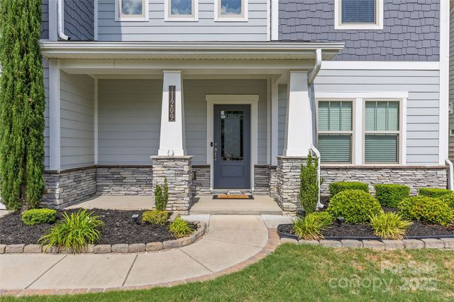 11209 Flenniken Court, Charlotte, NC 28277