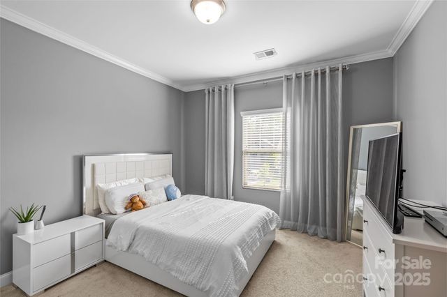 11209 Flenniken Court, Charlotte, NC 28277