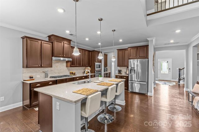 11209 Flenniken Court, Charlotte, NC 28277