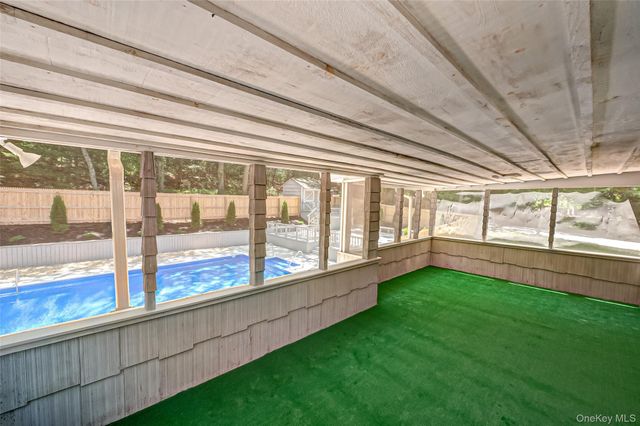 26 Valleywood Road, Commack, NY 11725