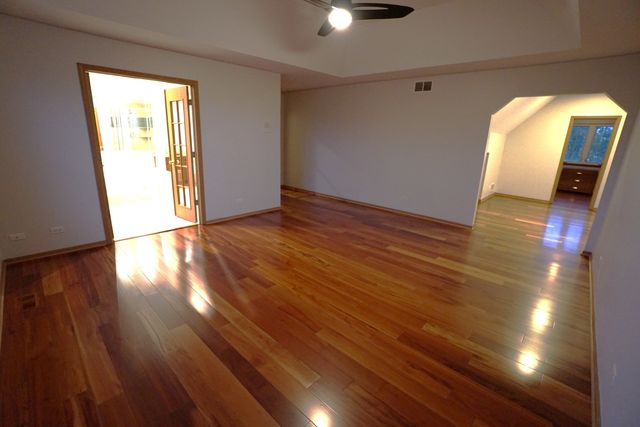 830 E 152nd Street, South Holland, IL 60473