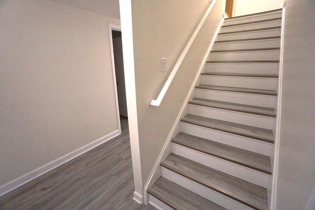 830 E 152nd Street, South Holland, IL 60473