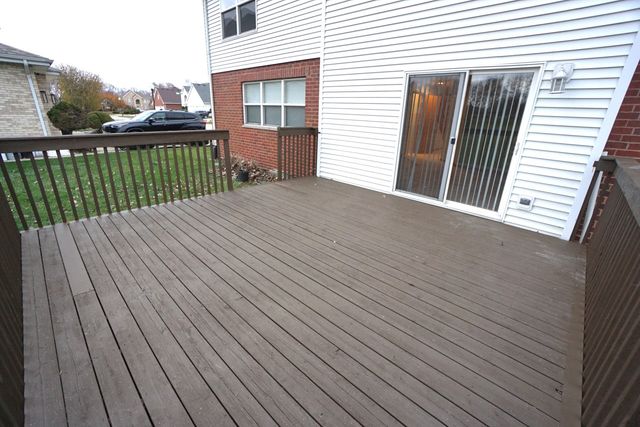 830 E 152nd Street, South Holland, IL 60473