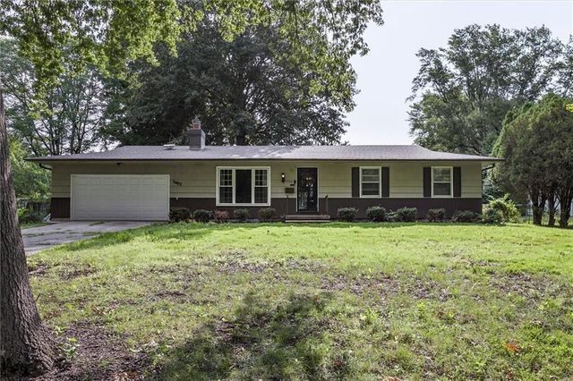 11403 Orchard Road, Kansas City, MO 64134