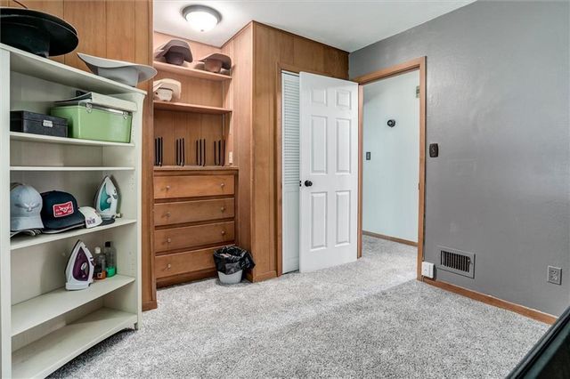 11403 Orchard Road, Kansas City, MO 64134