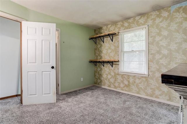 11403 Orchard Road, Kansas City, MO 64134
