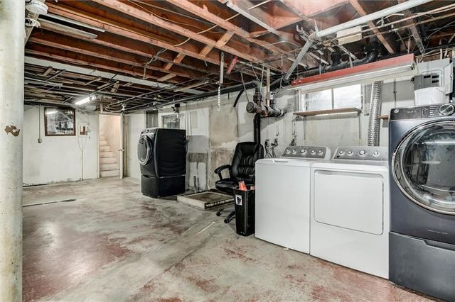 11403 Orchard Road, Kansas City, MO 64134