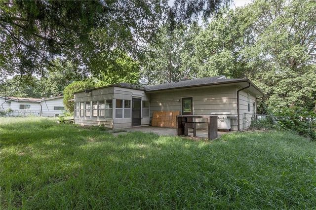 11403 Orchard Road, Kansas City, MO 64134