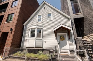 3726 N ASHLAND Avenue, Chicago, IL 60613