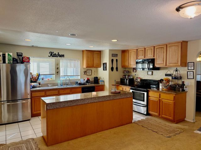 5001 11th Ave, Sacramento, CA 95820