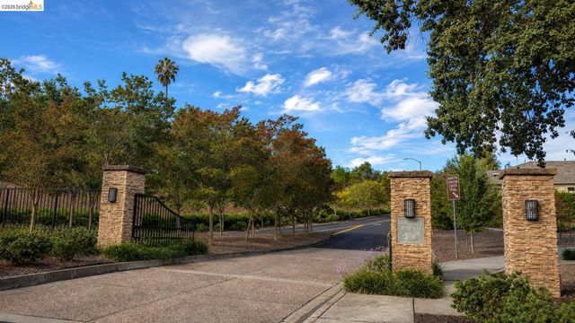 7634 buckeye ct, Dublin, CA 94568