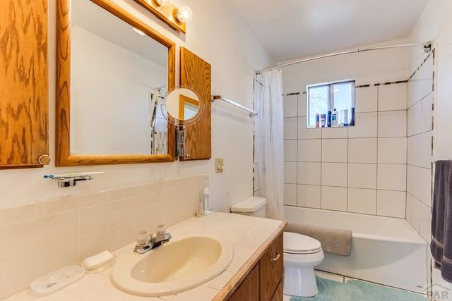 137 Cucharas St., La Veta, CO 81055