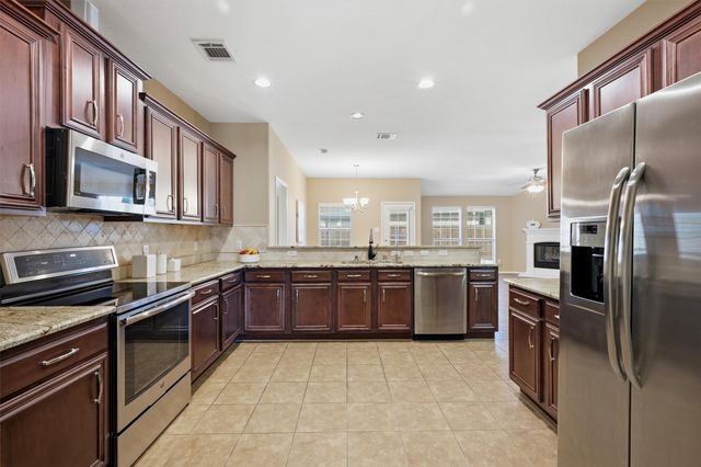 1500 Syracuse Drive, Van Alstyne, TX 75495